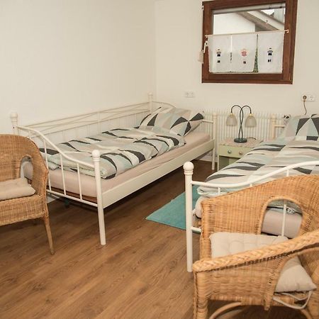 Ferienwohnung "Hirsch Huesli" Schopfheim Esterno foto