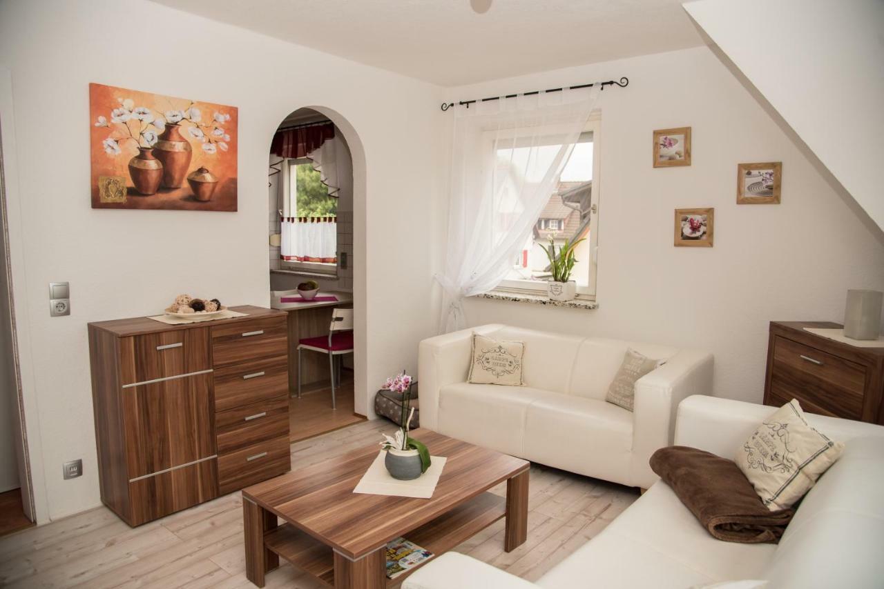 Ferienwohnung "Hirsch Huesli" Schopfheim Esterno foto