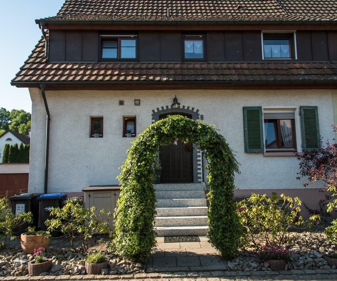 Ferienwohnung "Hirsch Huesli" Schopfheim Esterno foto