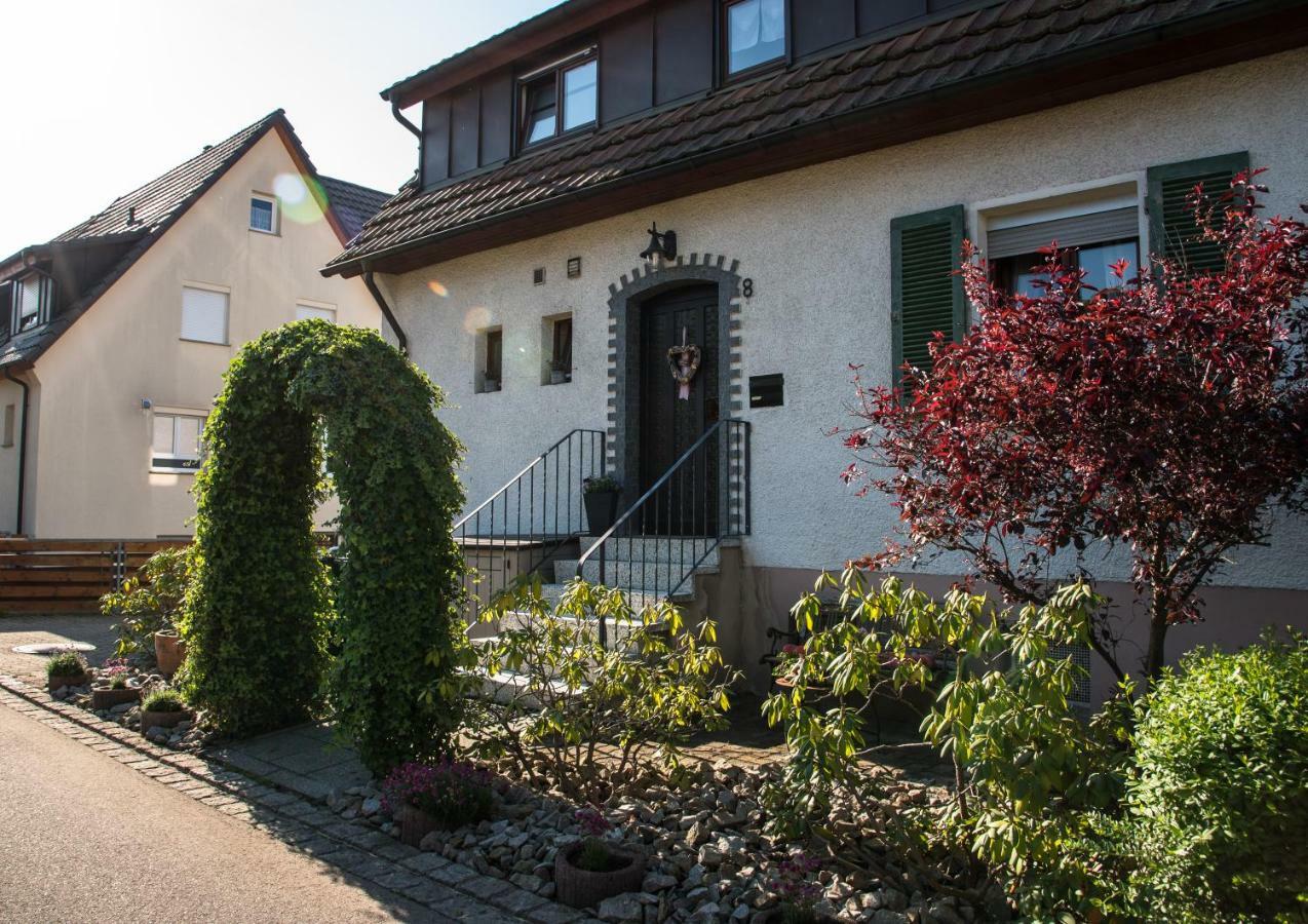 Ferienwohnung "Hirsch Huesli" Schopfheim Esterno foto